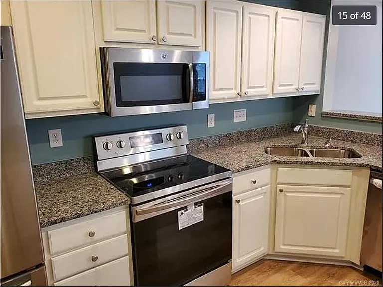 9906 Birch Knoll Ct — Photo 10