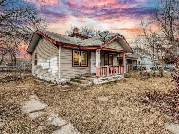1223 N Poplar Ave, Wichita, KS 67214