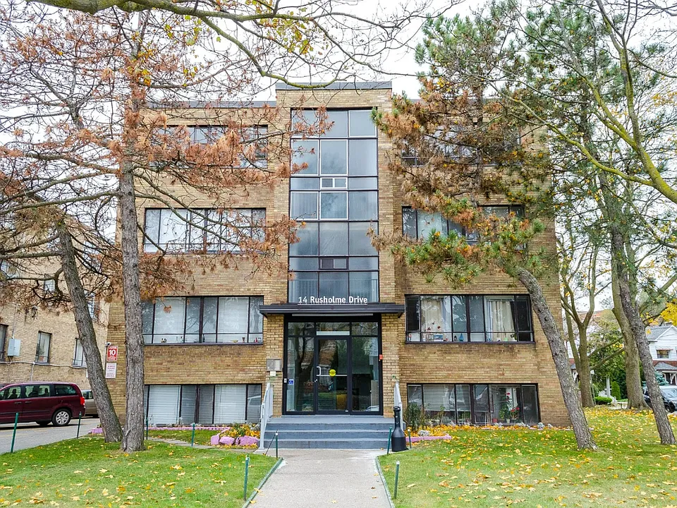 12 Rusholme Dr #5