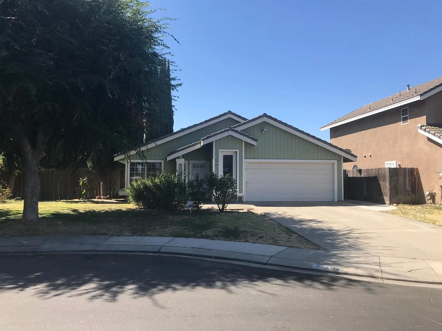 604 Park Hurst Way photo 1