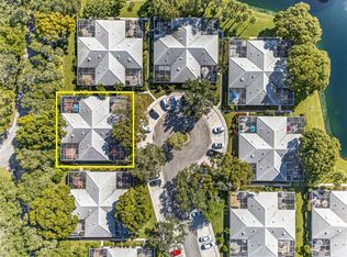 3004 Lakemont Ct, Palm Beach Gardens, FL 33403