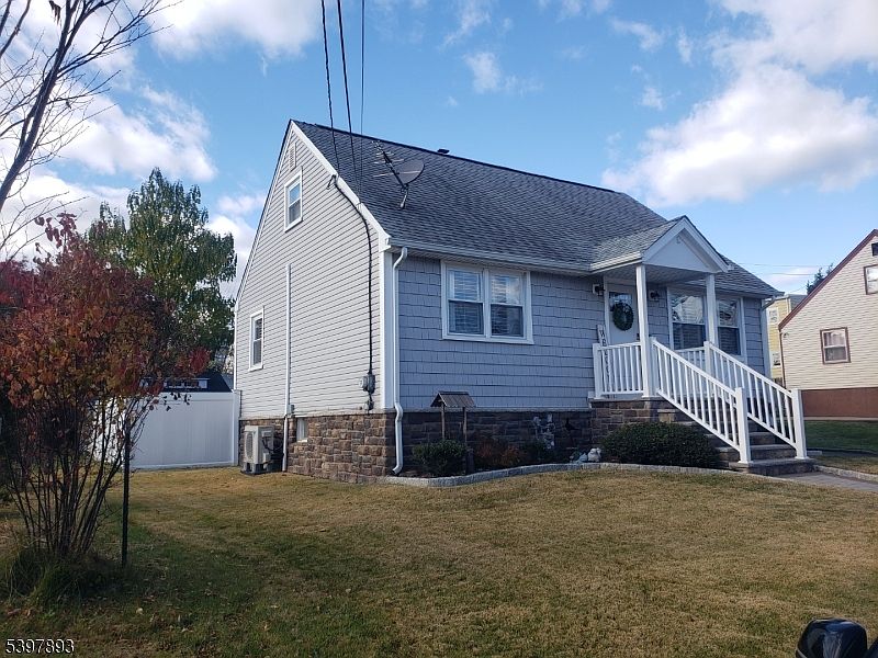 1st image of 214 Irene St