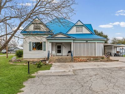 217 N 5th St, Lott, TX, 76656