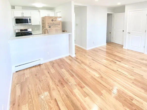 1210 Vyse Avenue image 15 of 21