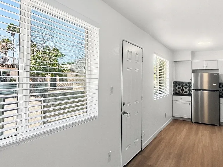 1808 N 31st St #8 — Photo 8