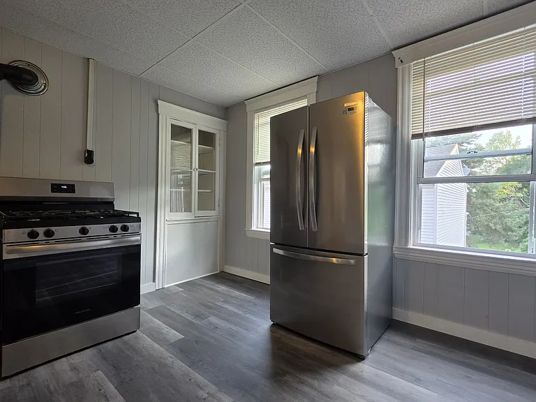 16 Groton Pl #3 — Photo 3