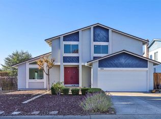 109 Iris Ct, Hercules, CA 94547
