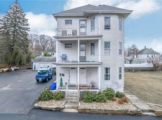 40 Maple Ave, Johnston, RI 02919