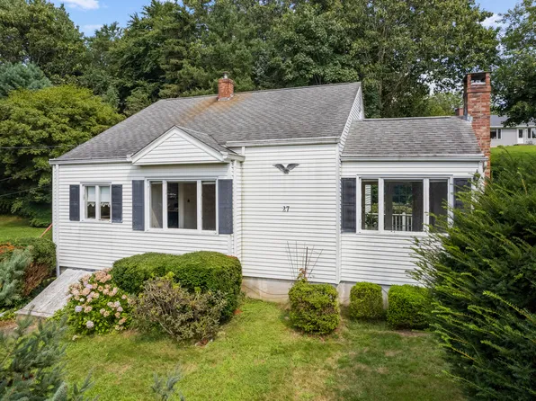 27 High Street, Waterford, CT 06385