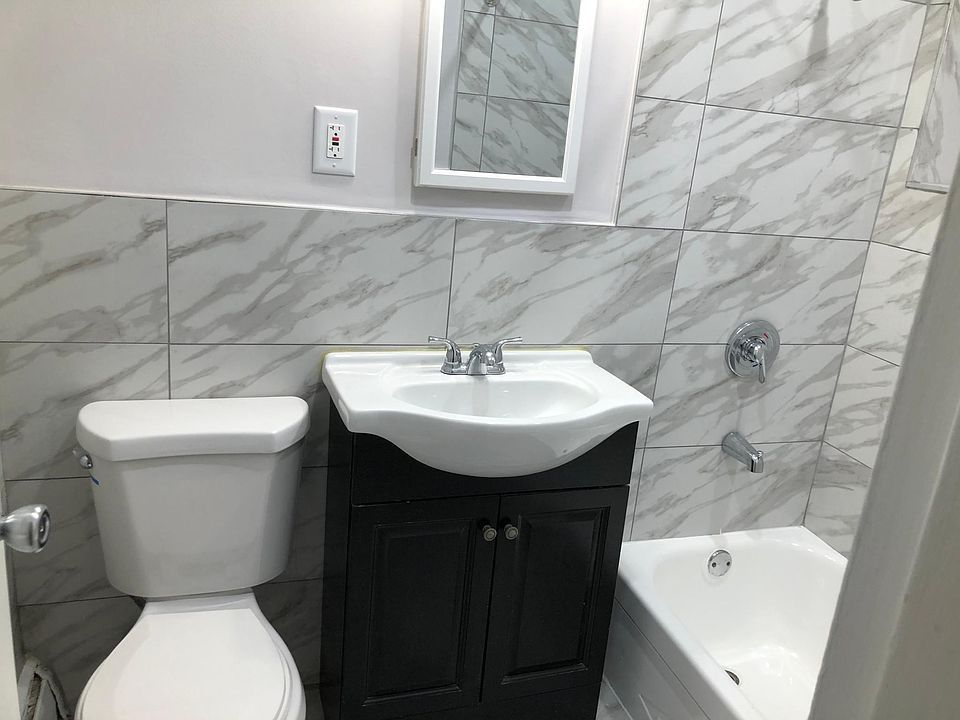 1st image of 810 Broadway APT 105