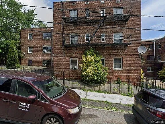70 Crawford St #J