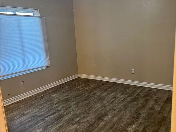 5th image of 7335 Prairie Mound Way