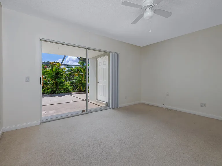 1560 SW Waterfall Blvd — Photo 19