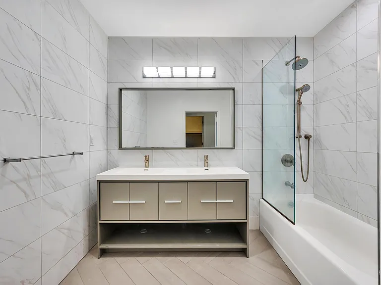 717 Manhattan Ave #3A — Photo 9