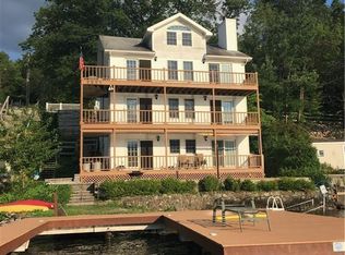 9965 E Lake Rd, Hammondsport, NY 14840