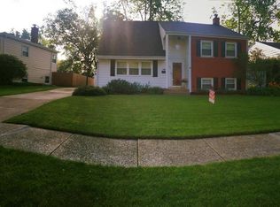 532 W Winchester Rd, Chicago Heights, IL 60411