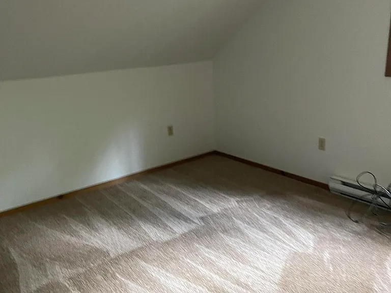 1070 Red Hawk Dr — Photo 7
