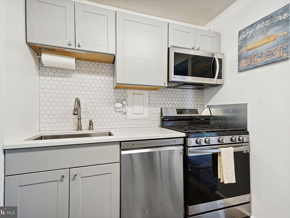 1st image of 5340 Holmes Run Pkwy Unit 1510
