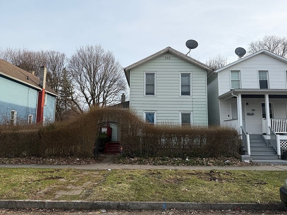 1st image of 219 Adams St