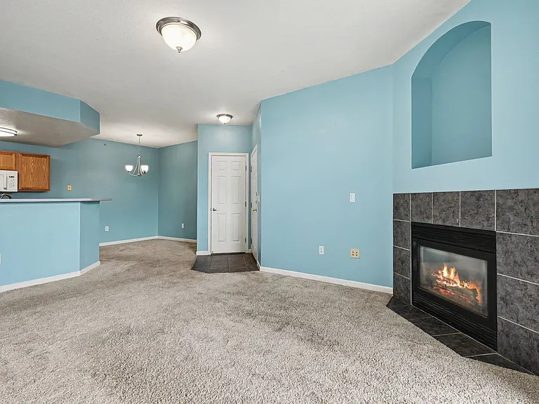 7440 S Blackhawk St #3204 — Photo 4