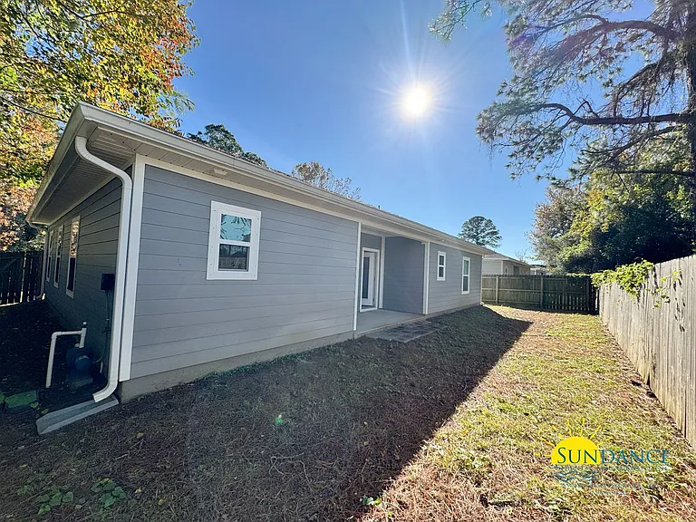 2247 Wind Trace Rd N — Photo 24