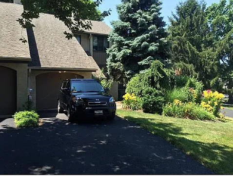 7 Golf Club Dr photo 1