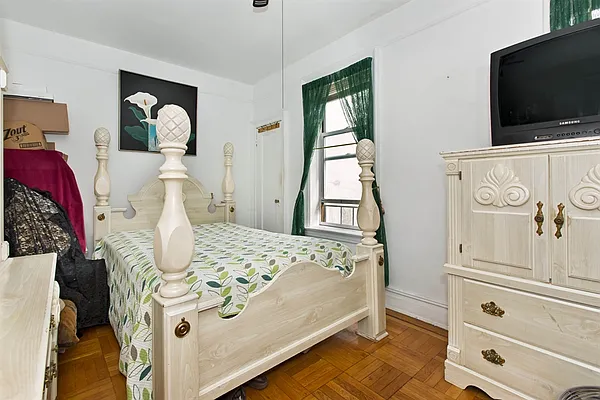 Sold by Corcoran | media 5