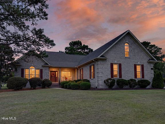 2nd image of 1081 Ridgemont Drive