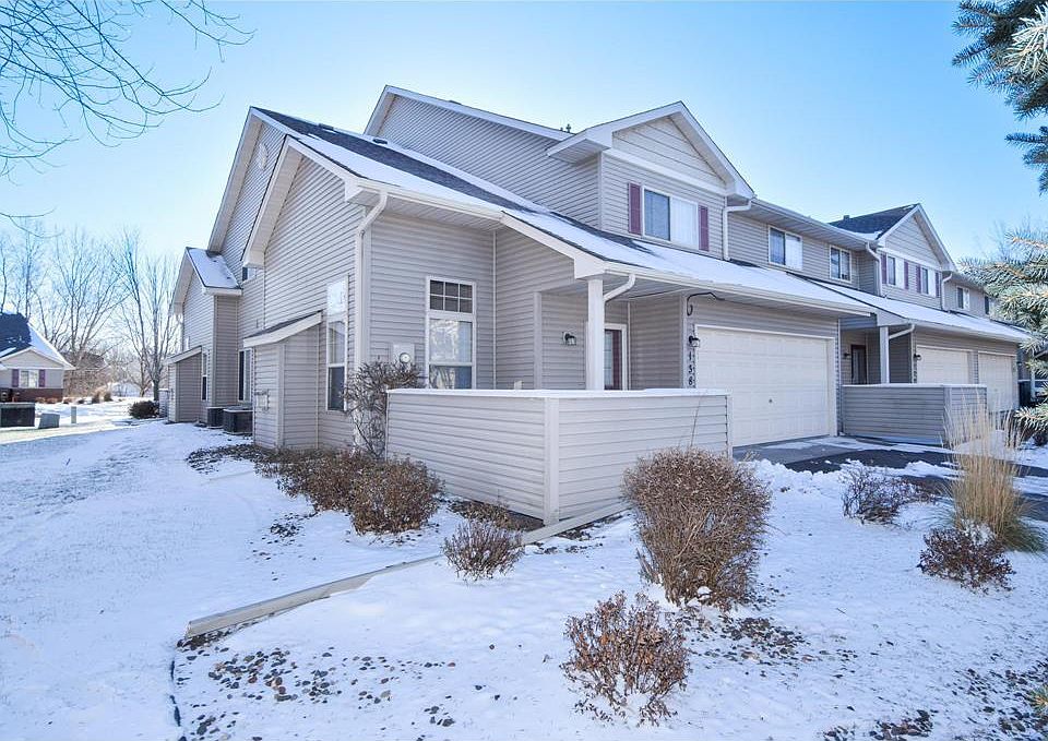 1st image of 13812 Dahlia Dr