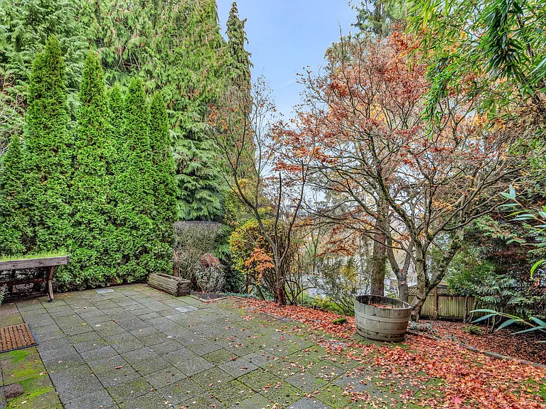 3022 5th Ave W — Photo 24