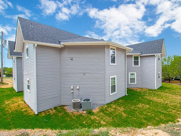 21 Towne Park Court — Photo 25