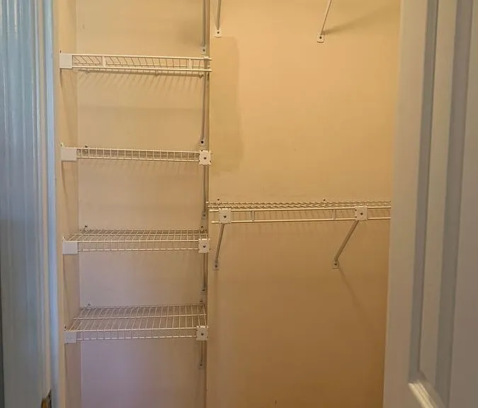 524 Lighthouse Ct — Photo 7
