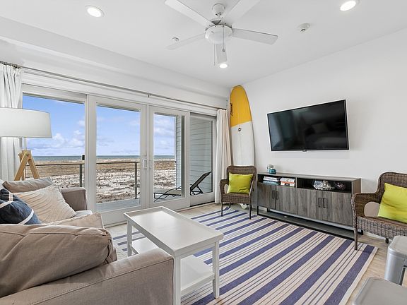 2nd image of 473 Dune Rd