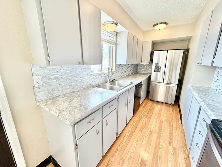 954 S Miller St — Photo 6