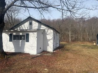 1 Royal Acres Dr #5, Middletown, NY 10940