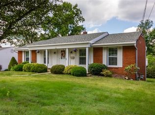3042 Eastview Rd, Bethel Park, PA 15102