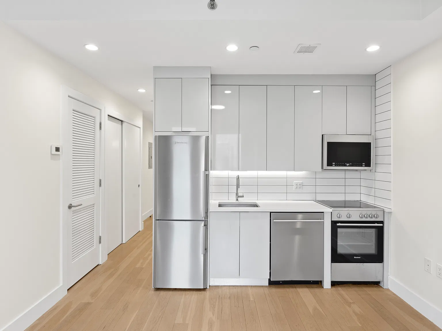 195 Clarkson Avenue — Photo 4