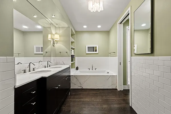 Sold by Corcoran | media 29