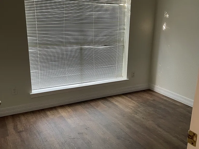 4618 Hunters Ridge Dr — Photo 16