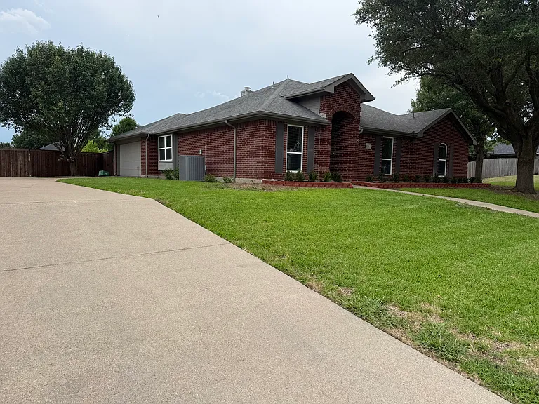 930 High Knoll Dr — Photo 16