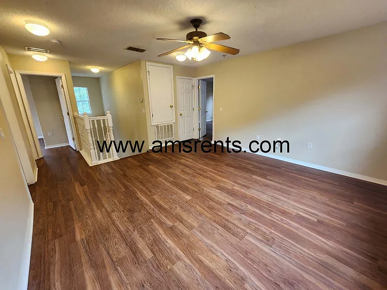 4036 Meadowlark Dr — Photo 24