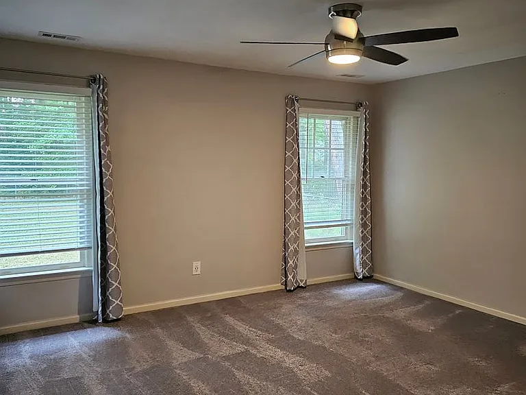 803 Haskins Dr — Photo 9