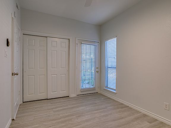 3rd image of 3105 San Jacinto St APT 104