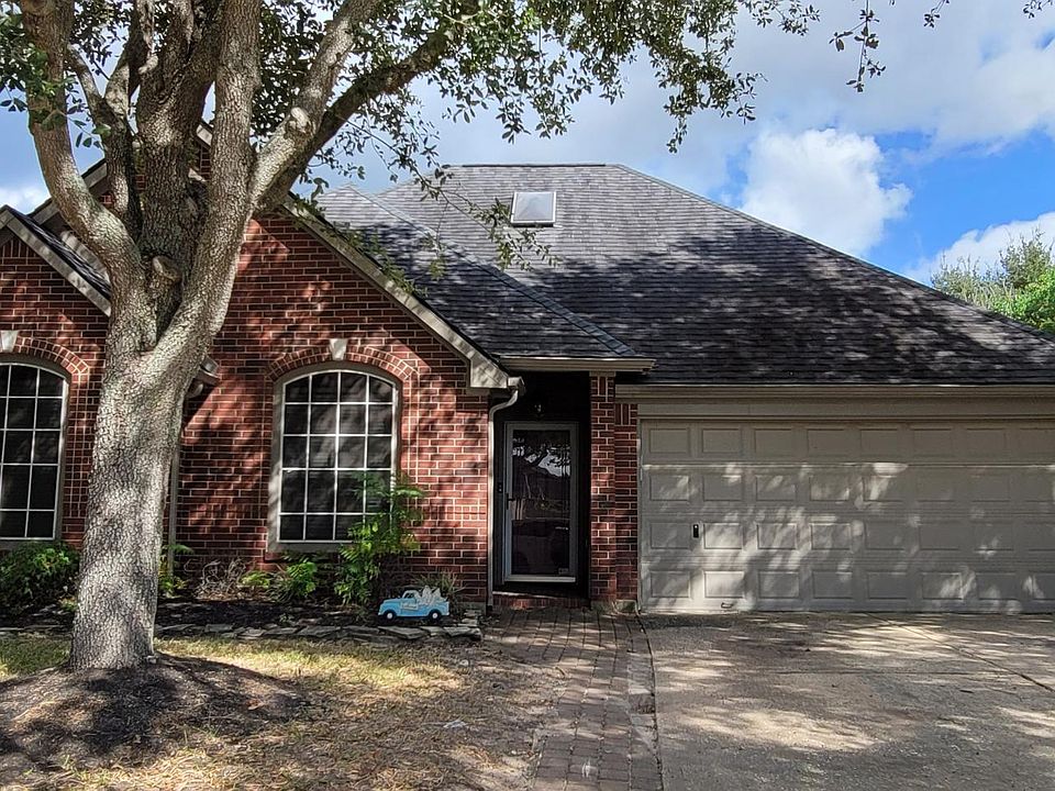 1st image of 2118 Yacht Harbor Ln