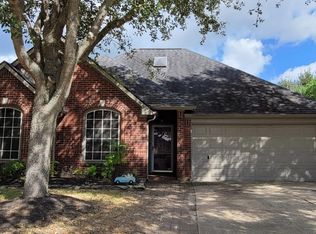2118 Yacht Harbor Ln, League City, TX 77573