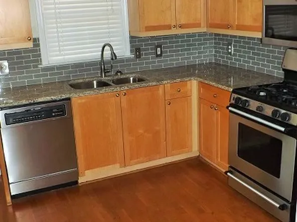 3675 Peachtree Rd NE APT 49, Atlanta, GA 30319