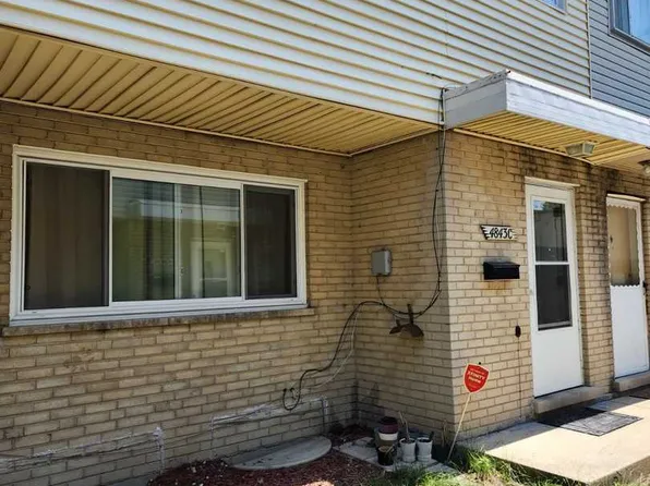4843 Elm St #C, Skokie, IL 60077