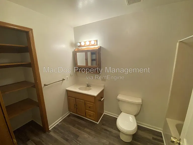 8302 Delegate Dr — Photo 14