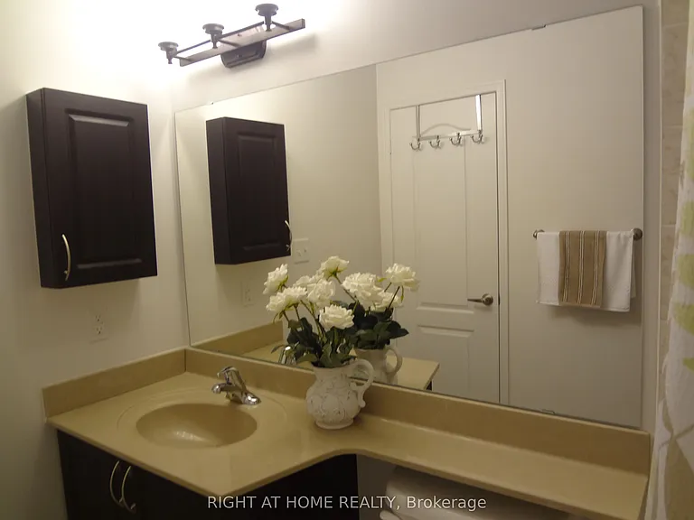 47 Hays Blvd #10 — Photo 13