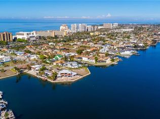 475 Landmark St, Marco Island, FL 34145